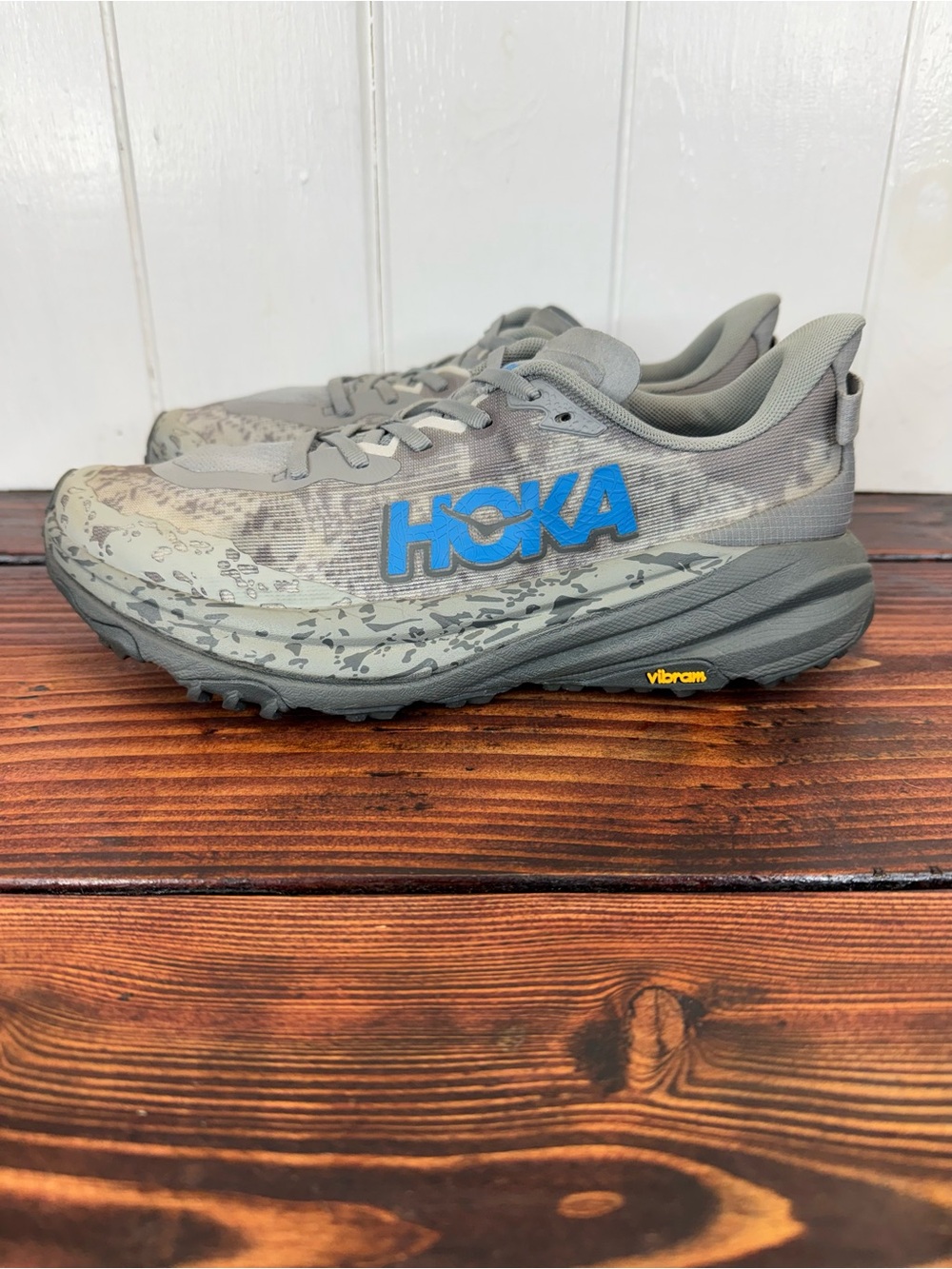 HOKA Speedgoat 6 Gray Trail Running Shoes Vibram Men’s 9